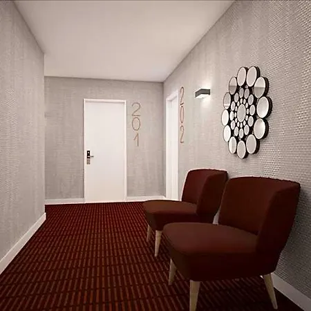 Hotel Masa 5 De Outubro 3*
