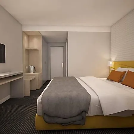 Hotel Masa 5 De Outubro 3*